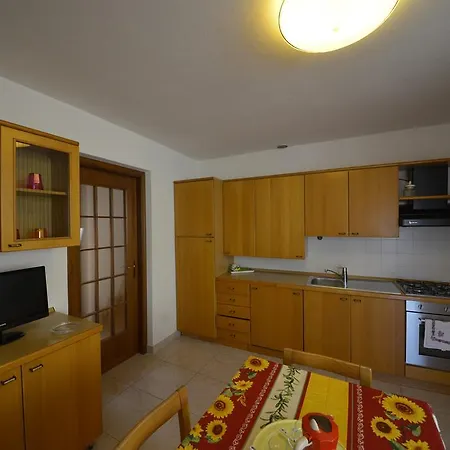 Castel S Apartmán *